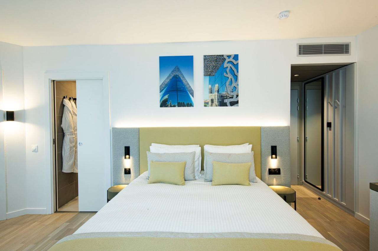 Crowne Plaza - Le Dome