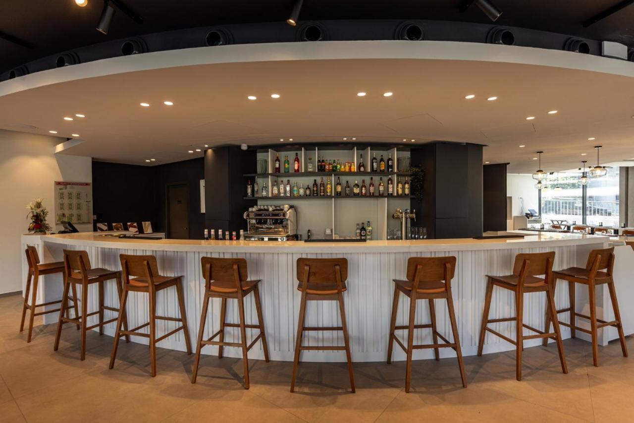 Crowne Plaza - Le Dome Hotel 4*