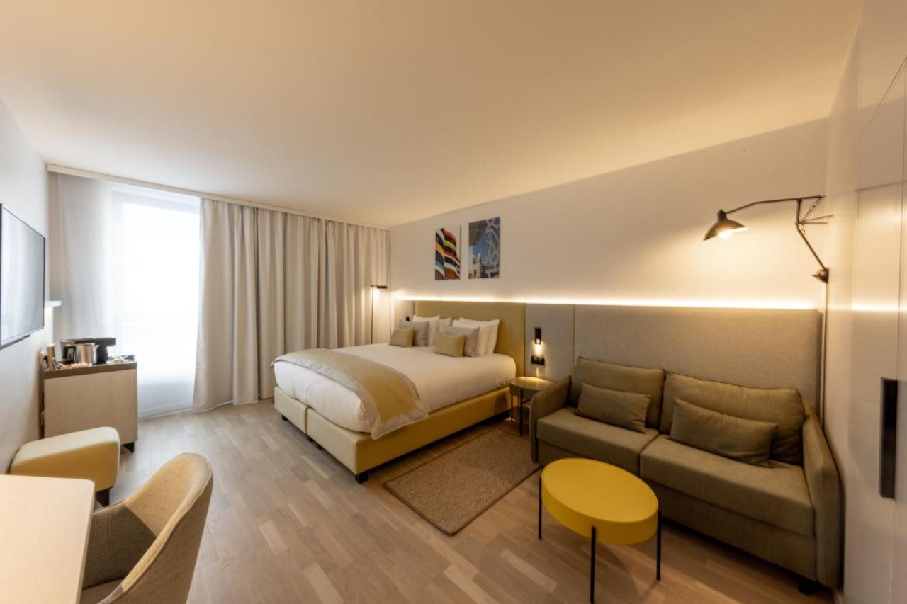 Crowne Plaza - Le Dome 4*