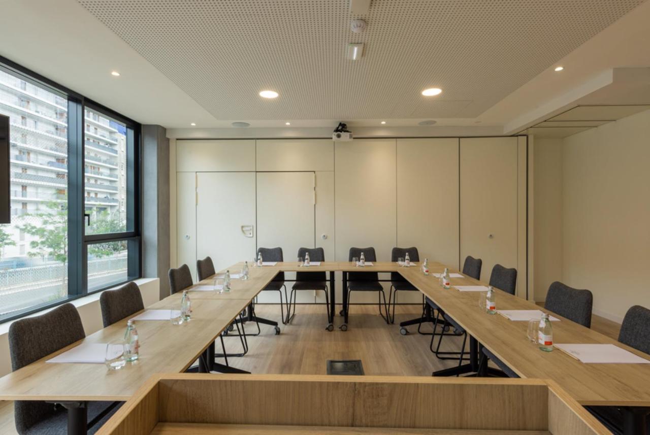 Crowne Plaza - Le Dome 4* Marseilles
