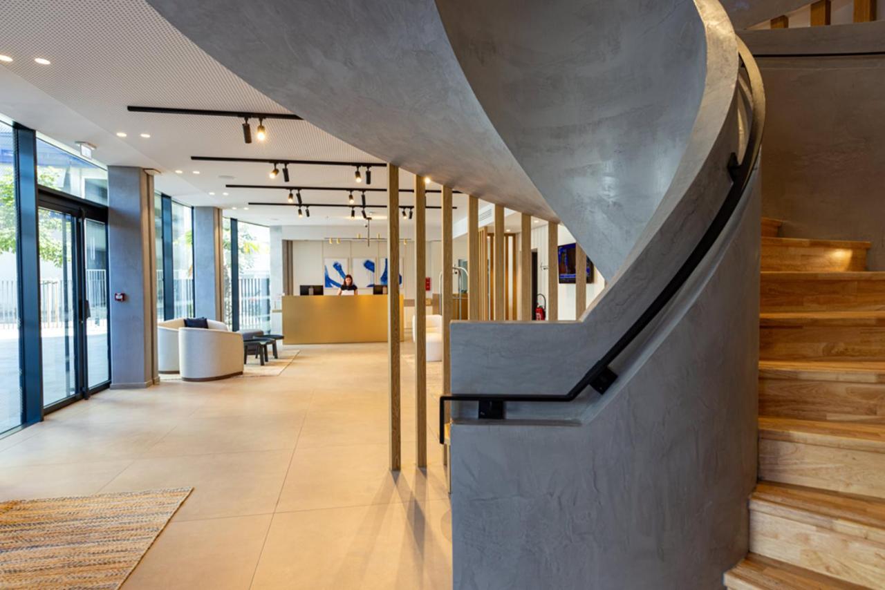 Crowne Plaza - Le Dome Hotel Marseilles